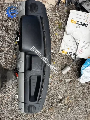 Renault Kango 2 Komple Torpido tesisatı üzerinde