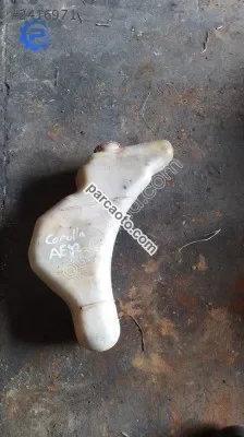 Toyota corolla AE92 motor suyu deposu orjinal çıkma
