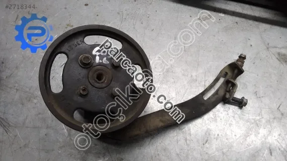 Peugeot 405 1.6 direksiyon pompası yedek parça